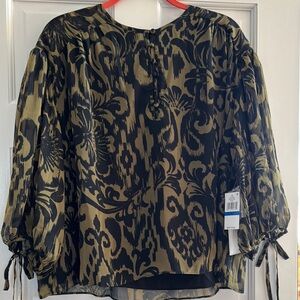 Floral Patterned Black and olive Women's Top